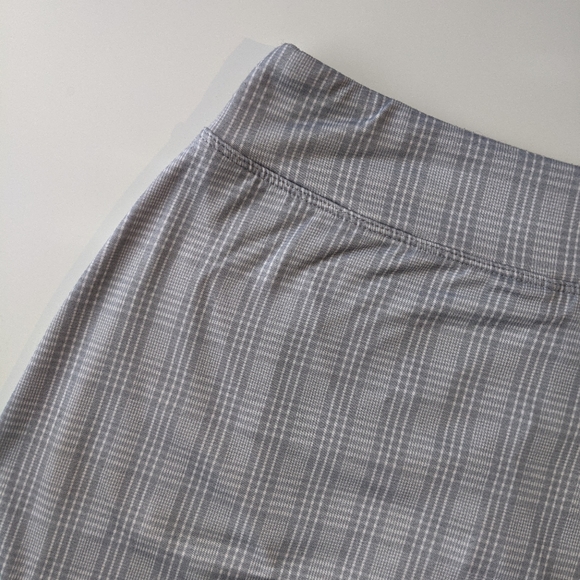 Y2K Seg'ments Luxe Skirt with Shorts - Picture 7 of 9